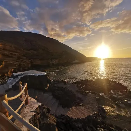 Dom wakacyjny 2 Bedroom Flat With Big Pools And Big Terrace Parque Don Jose, 313 Costa Del Silencio