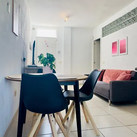 Dom wakacyjny 2 Bedroom Flat With Big Pools And Big Terrace Parque Don Jose, 313