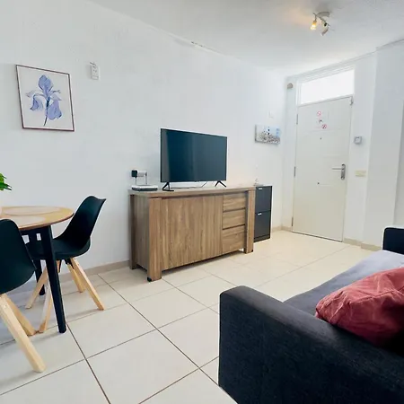 2 Bedroom Flat With Big Pools And Big Terrace Parque Don Jose, 313