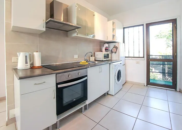 2 Bedroom Flat With Big Pools And Big Terrace Parque Don Jose, 313 Tatil Evi