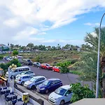 Hébergement de vacances 2 Bedroom Flat With Big Pools&big Terrace Parque Don José, 313