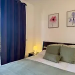 Hébergement de vacances 2 Bedroom Flat With Big Pools&big Terrace Parque Don José, 313 *