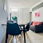 Hébergement de vacances 2 Bedroom Flat With Big Pools&big Terrace Parque Don José, 313