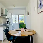 2 Bedroom Flat With Big Pools&big Terrace Parque Don José, 313 Hébergement de vacances *
