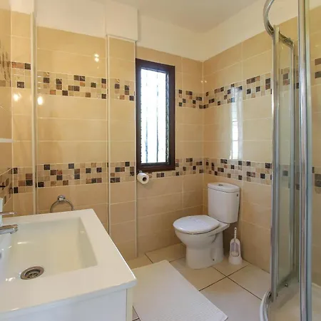 Casa de Férias 2 Bedroom Flat With Big Pools And Big Terrace Parque Don Jose, 313 Costa Del Silencio