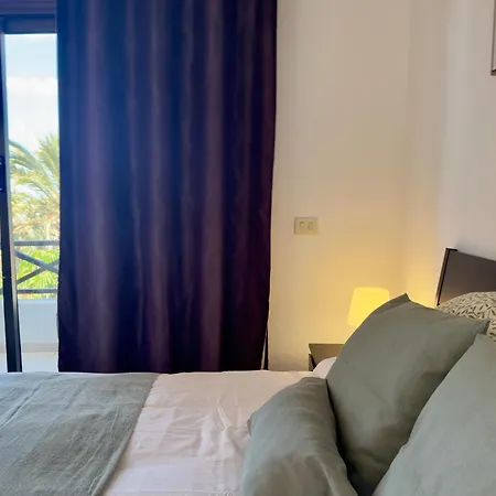 2 Bedroom Flat With Big Pools&big Terrace Parque Don José, 313 * Costa del Silencio