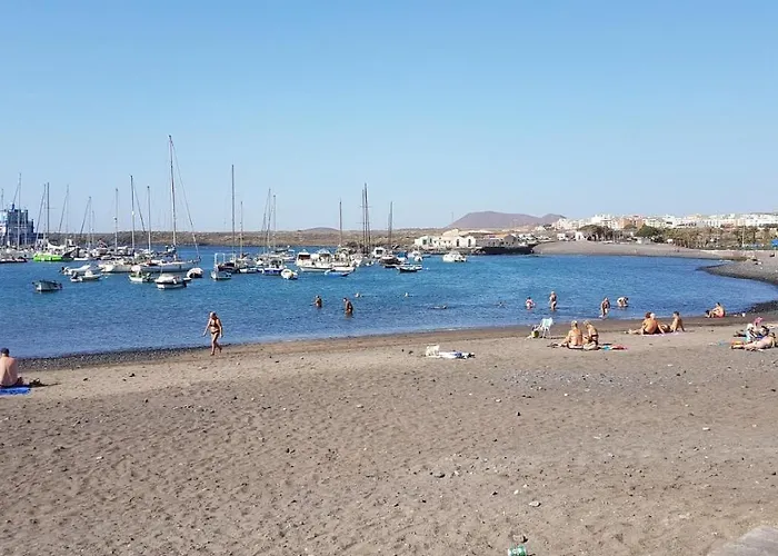 2 Bedroom Flat With Big Pools&big Terrace Parque Don José, 313 Vakantiehuis *