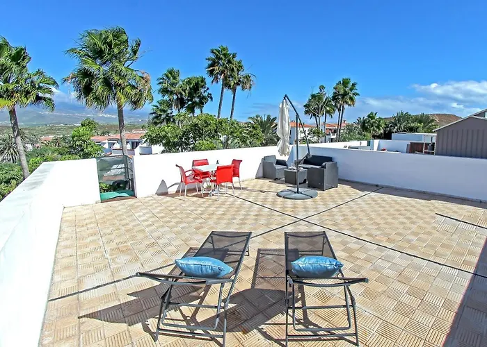 2 Bedroom Flat With Big Pools And Big Terrace Parque Don Jose, 313 別荘