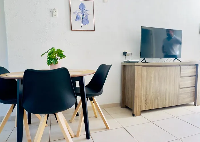 2 Bedroom Flat With Big Pools And Big Terrace Parque Don Jose, 313